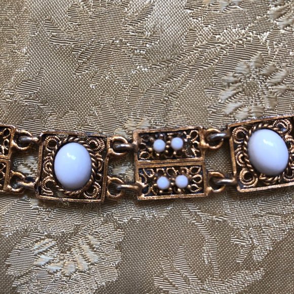 VINTAGE - White Enamel Bracelet - Picture 3 of 5